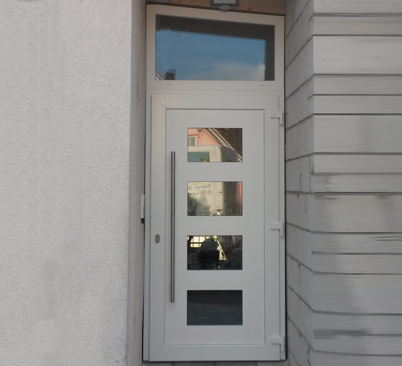 Kunststoffhaustüre mit Oberlicht, Weiß, nach außen öffnend